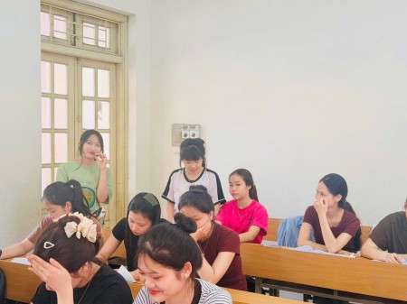 Đổi mới phương pháp giảng dạy trong tiết học tiếng Trung Quốc của Cô Trần Thị Kim Phương